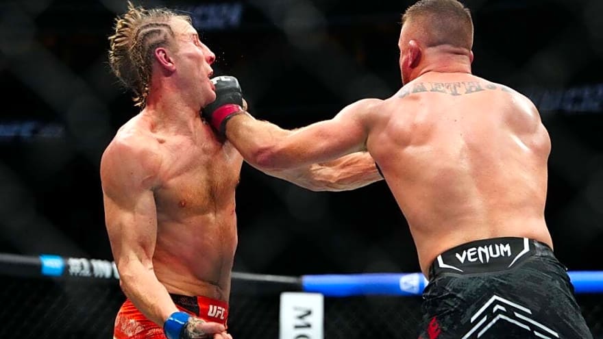 Justin Gaethje dominates Paddy Pimblett to win 2nd interim lightweight title