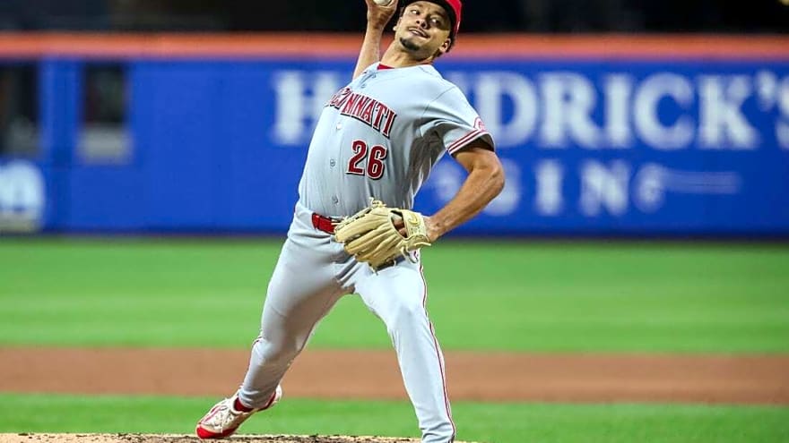 Reds get off to fast start, roll past Mets for 3rd straight win
