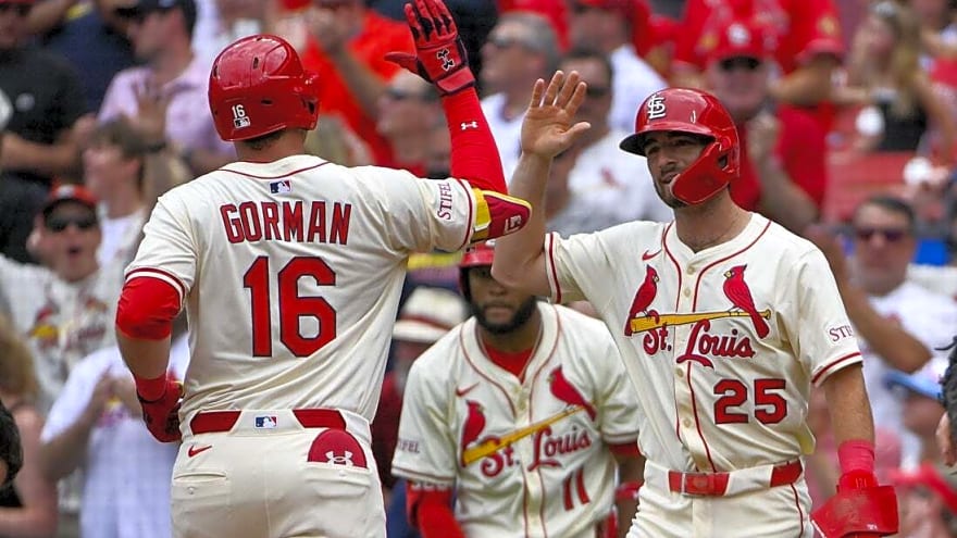 Braves deliver late surge to slip past Cardinals