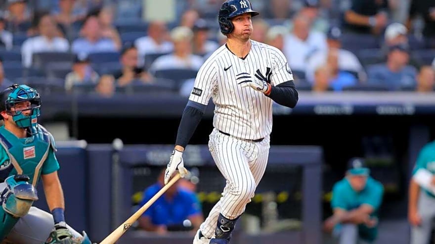 Yankees place 3B Ryan McMahon (thumb sprain) on IL