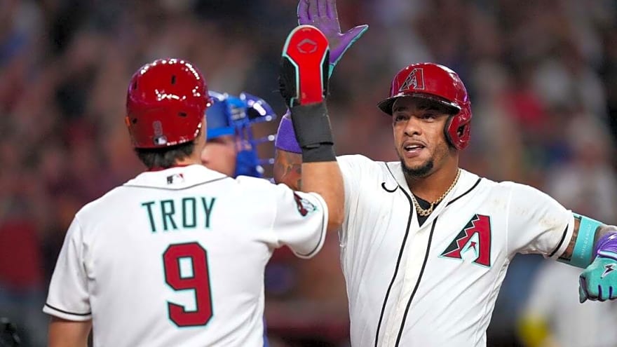 Big plays give D-backs momentum entering clash vs. Dodgers