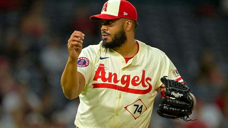 Tigers sign closer Kenley Jansen to one-year, $11M deal