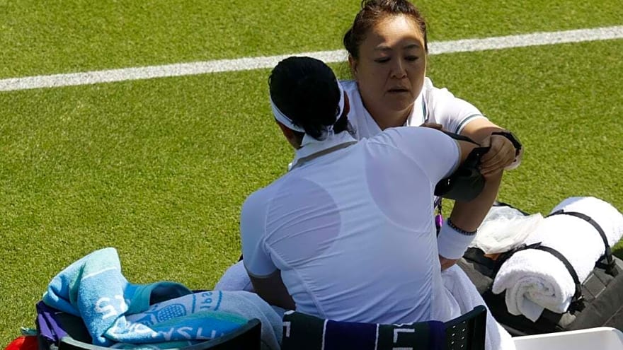 Ons Jabeur to &#39;disconnect a bit&#39; from tennis after Wimbeldon retirement