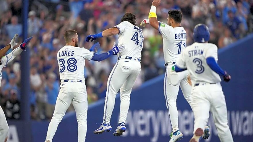 MLB roundup: Jays top Angels in 11th for 7th straight win