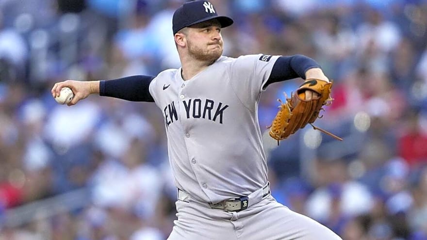 Yankees starter Clarke Schmidt (forearm) exits early vs. Blue Jays