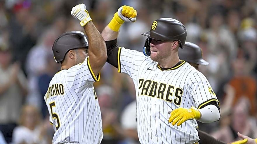 Padres smack 4 homers to back JP Sears in win over Giants