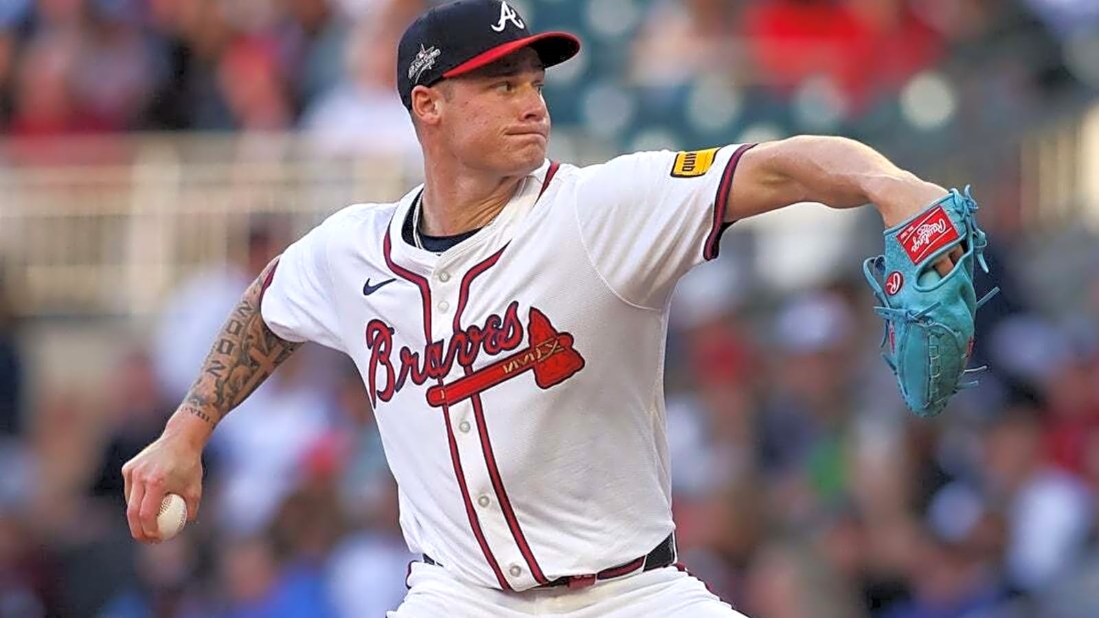 No-hit bid, inside-the-park HR highlight Braves&#39; win over Reds