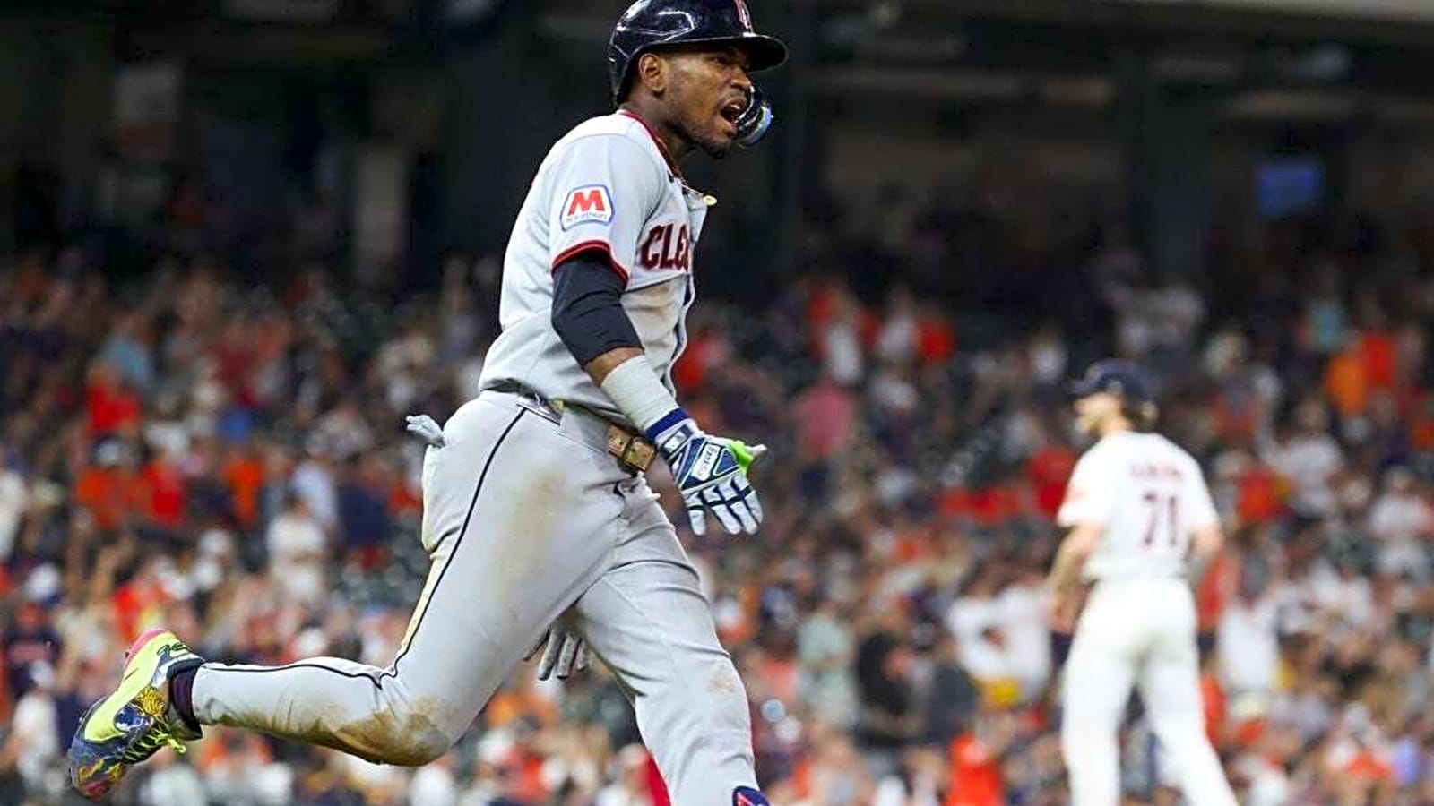 Guardians seek to close series against Astros with a sweep