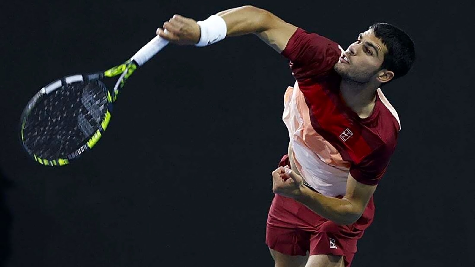 ATP roundup: Carlos Alcaraz reaches Barcelona quarterfinals