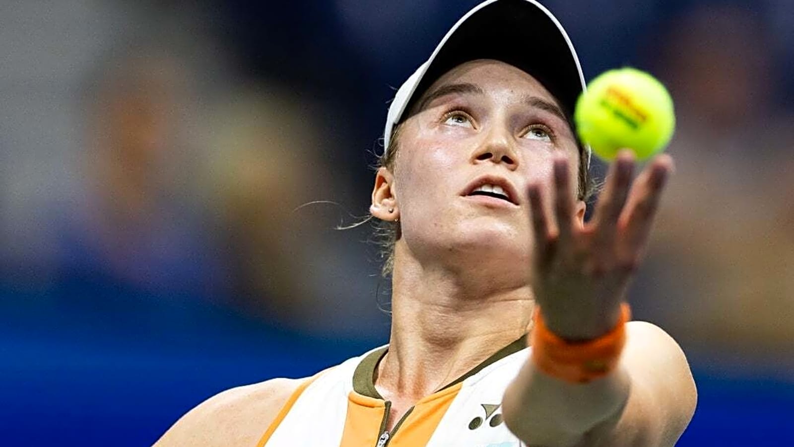 Elena Rybakina trounces Iga Swiatek to reach Australian Open semis