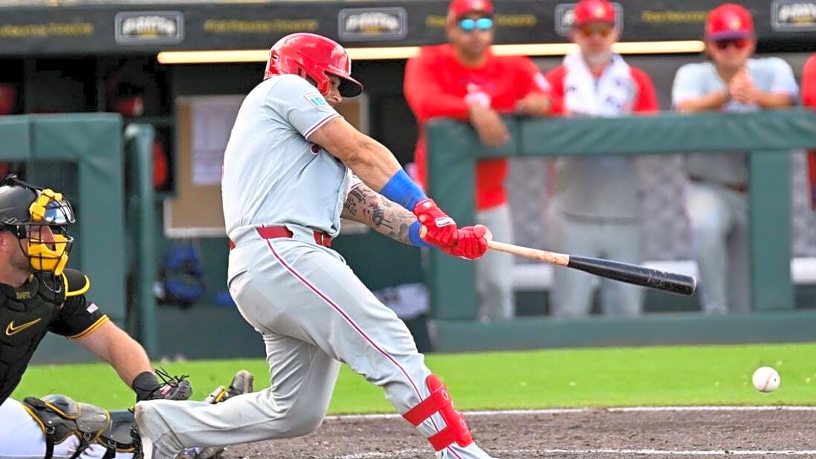 Spring training roundup: Phillies outslug Pirates 14-10