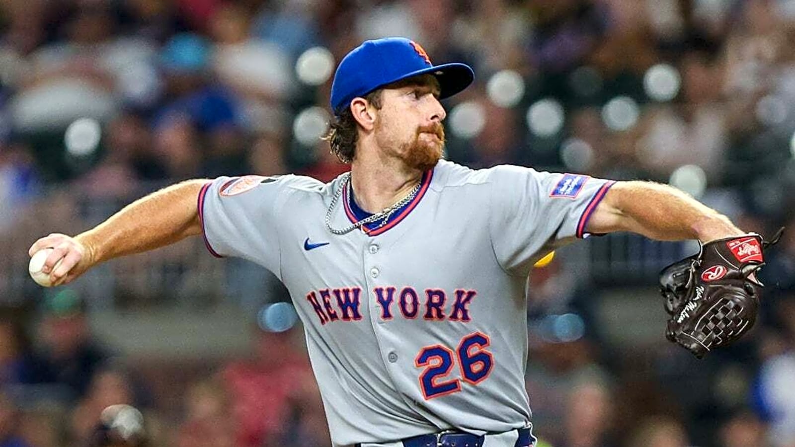 Rookie Nolan McLean, Mets seek to sweep Phillies