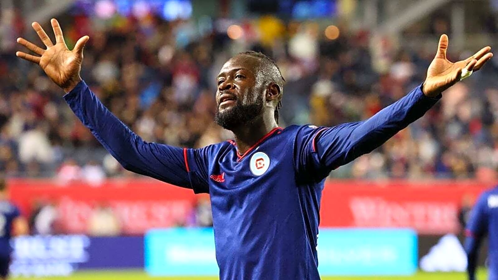FC Cincinnati sign 40-year-old striker Kei Kamara