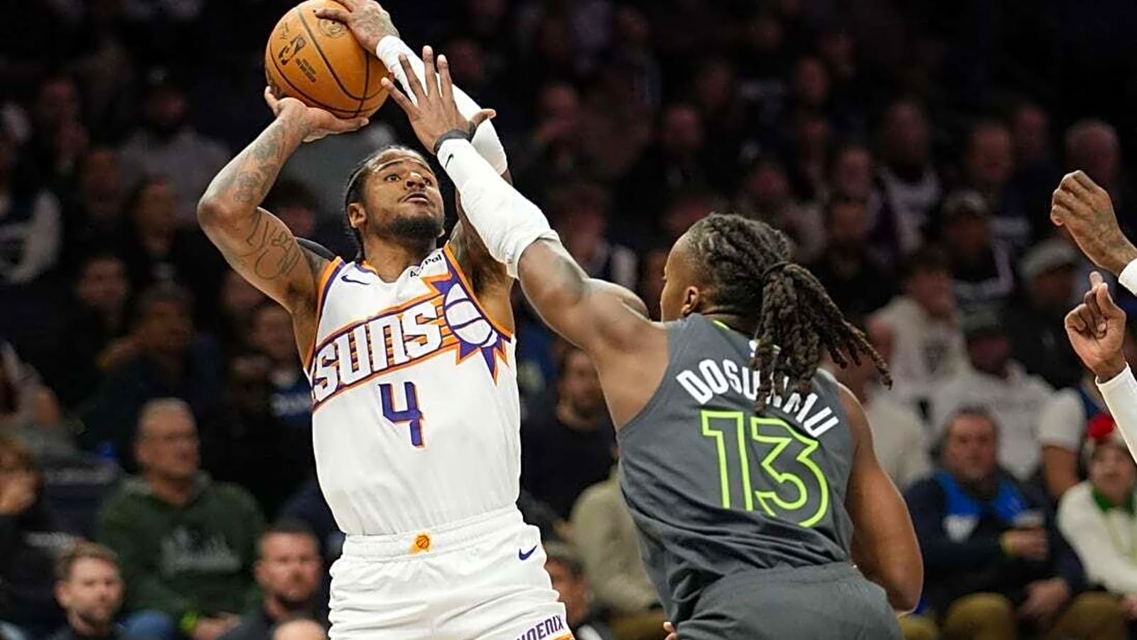 Julius Randle, Timberwolves ease to victory over Suns