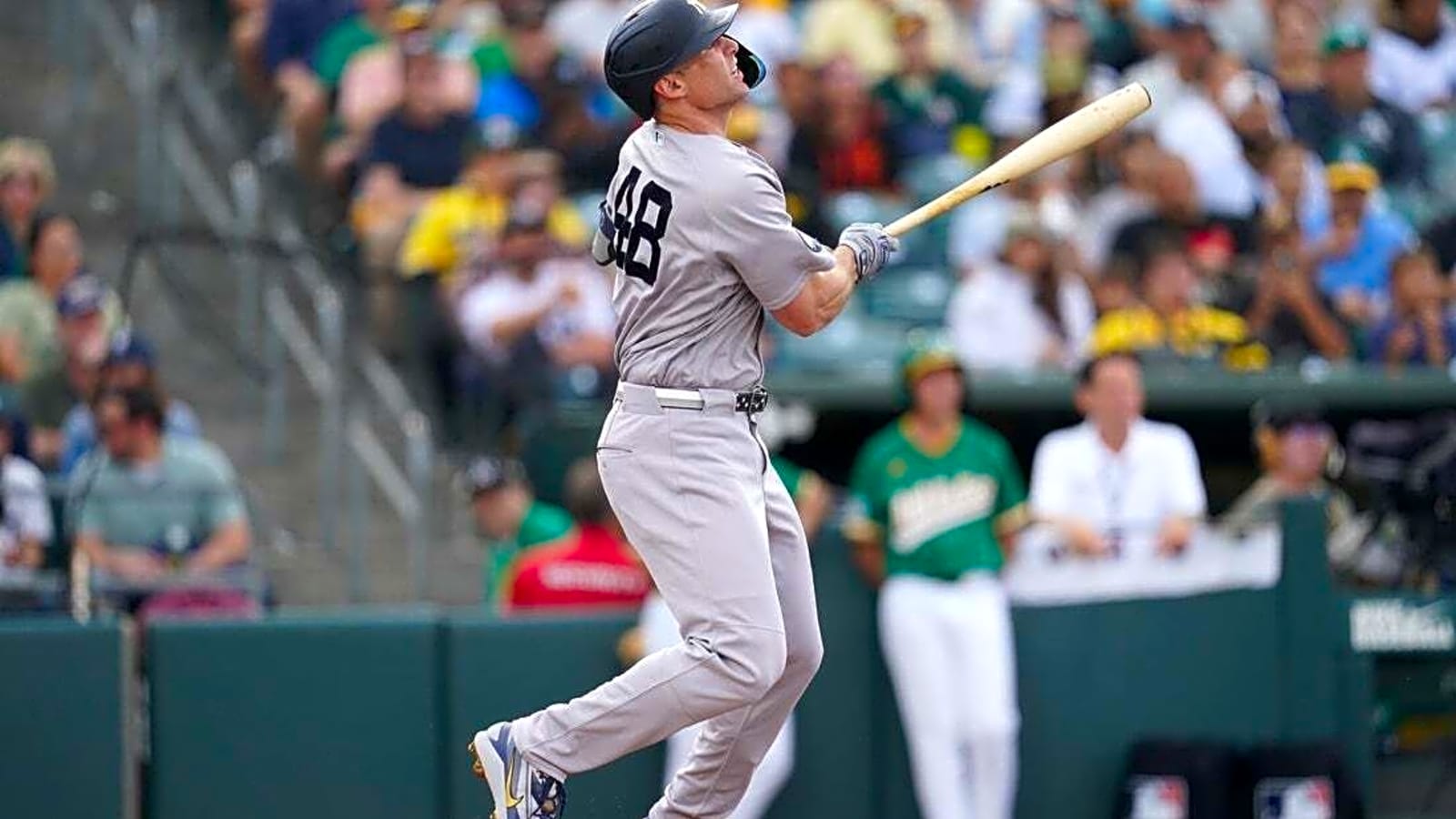 Yankees overpower Athletics for fifth consecutive win