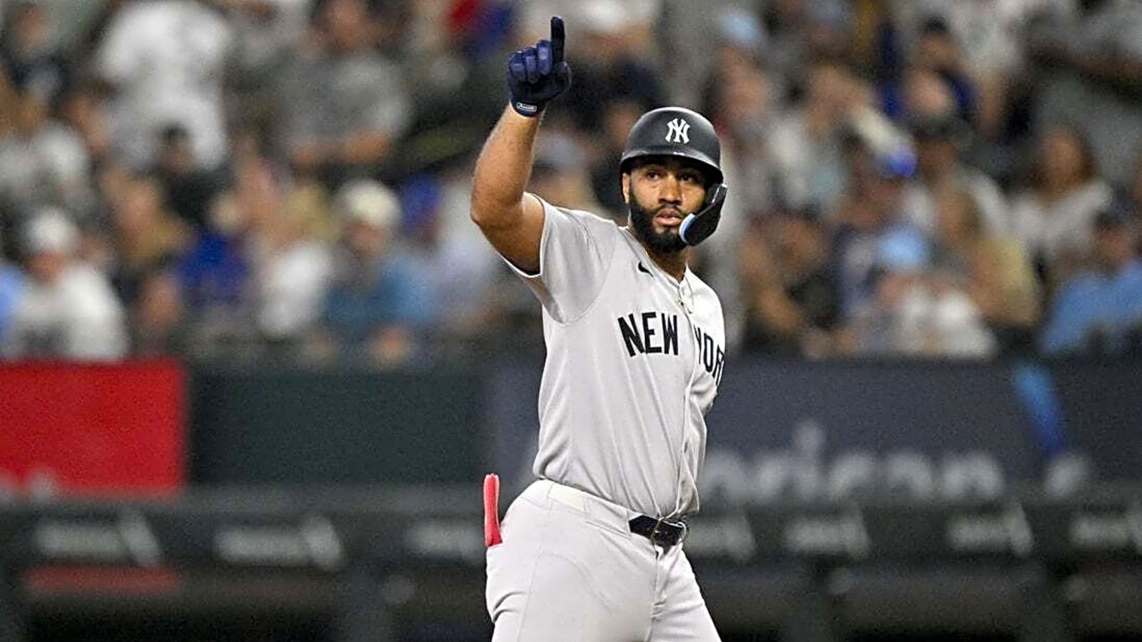 Yankees place IF/OF Amed Rosario on 10-day IL
