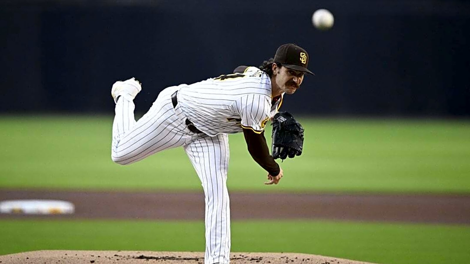 Padres surrender lead, then answer in ninth to beat Nationals