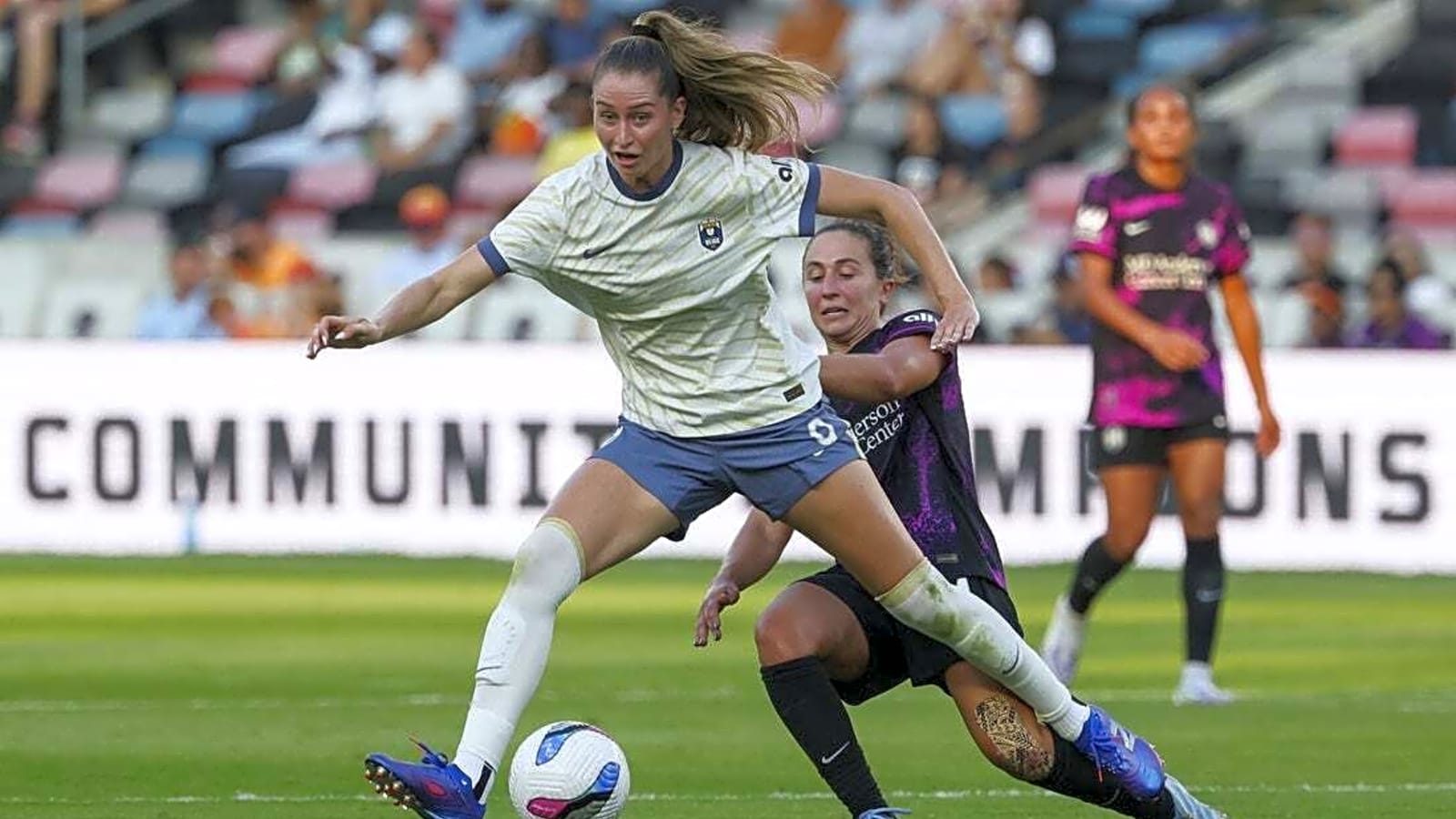 Jordyn Huitema helps Reign tie Dash; Sofia Huerta sets assist record