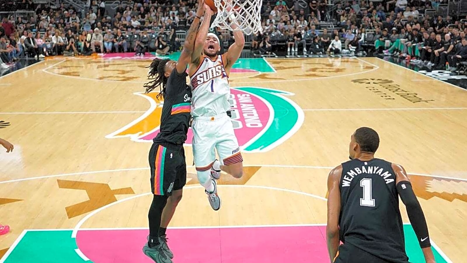 Suns All-Star G Devin Booker (hip) out at least one week