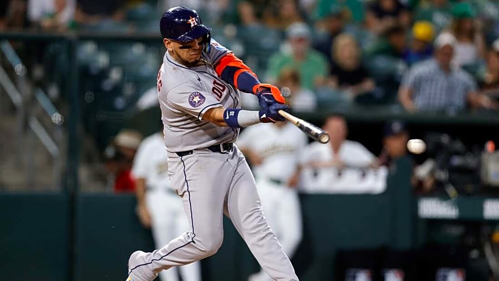 Cam Smith&#39;s 2 HRs, 4 hits propel Astros to rout of A&#39;s