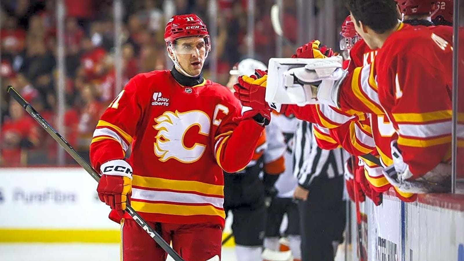 Flames maintain strong home form while trouncing Flyers