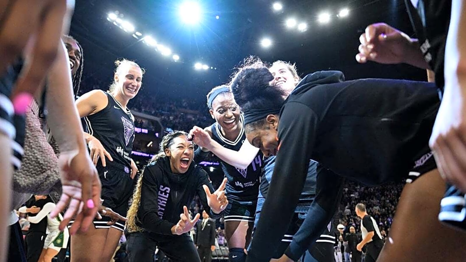 Kayla Thornton paces Valkyries past Storm