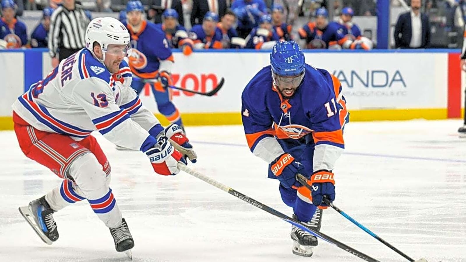 Ascending Islanders seek season sweep of reeling Rangers