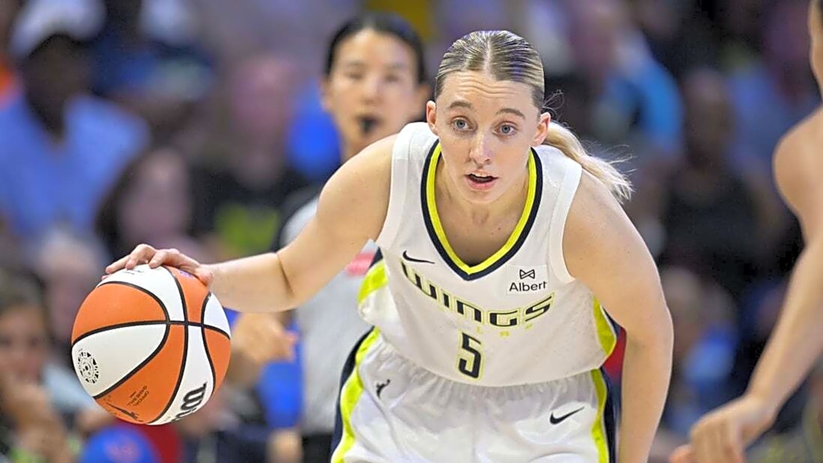 Liberty, without Breanna Stewart, stumble against Wings