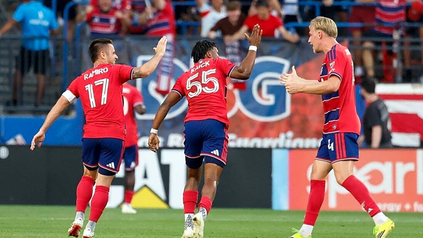 Dallas jumps ahead early, extends Real Salt Lake's skid