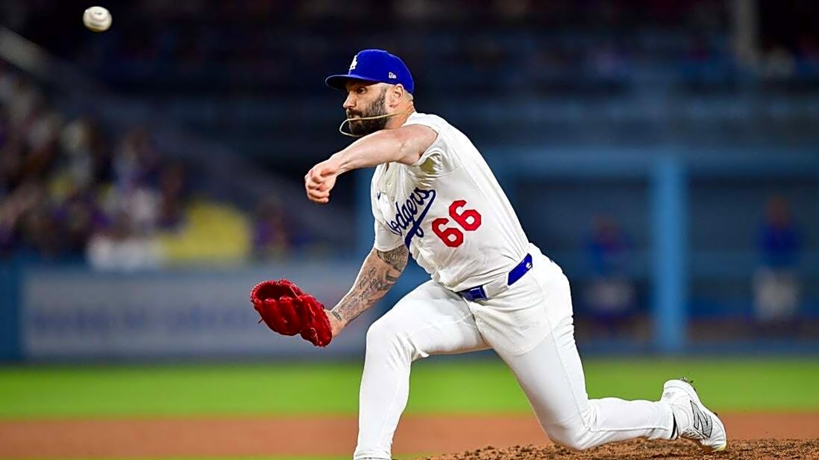 Dodgers&#39; Tanner Scott (elbow) placed on IL; Alexis Diaz recalled