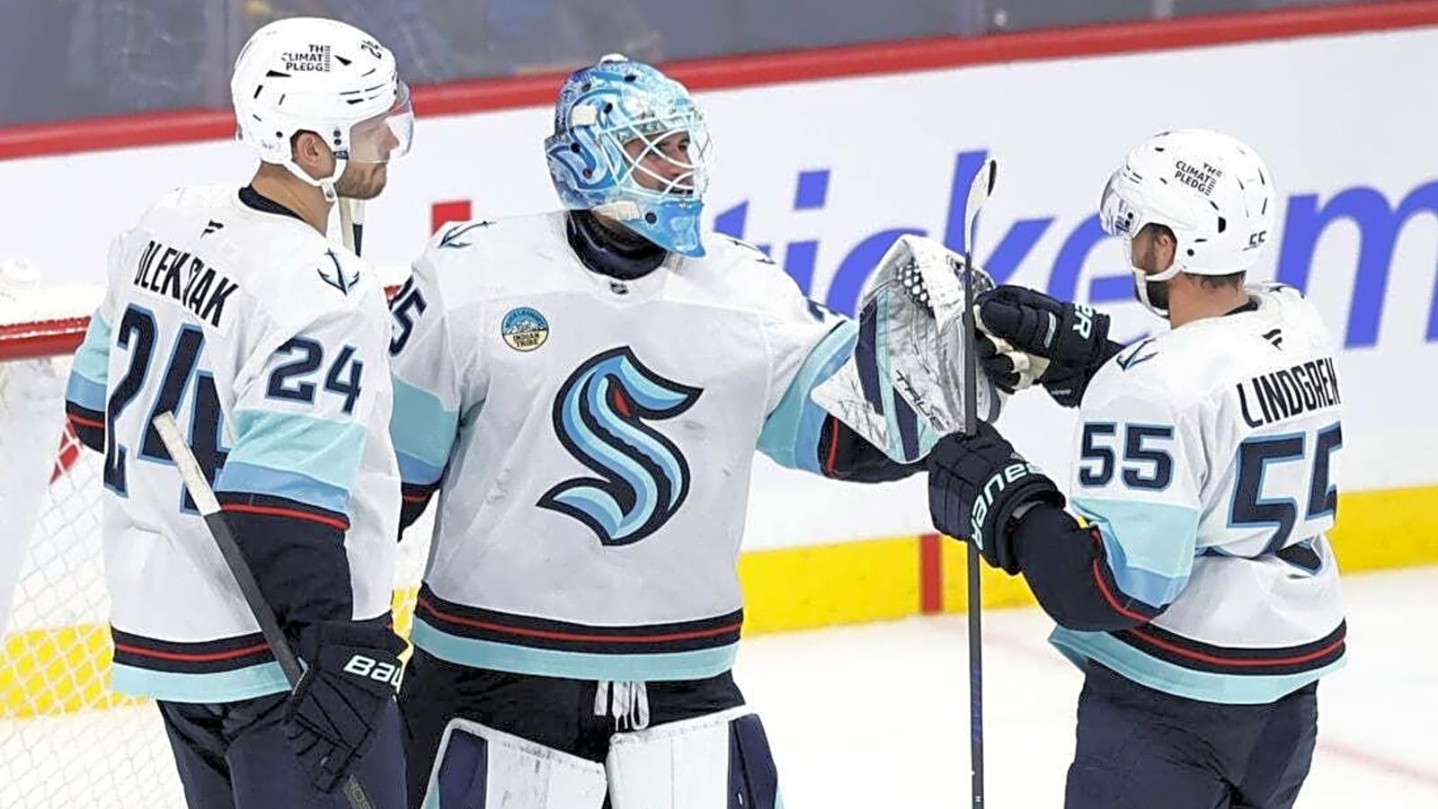 Kraken&#39;s Joey Daccord faces big test amid early-season ups, downs