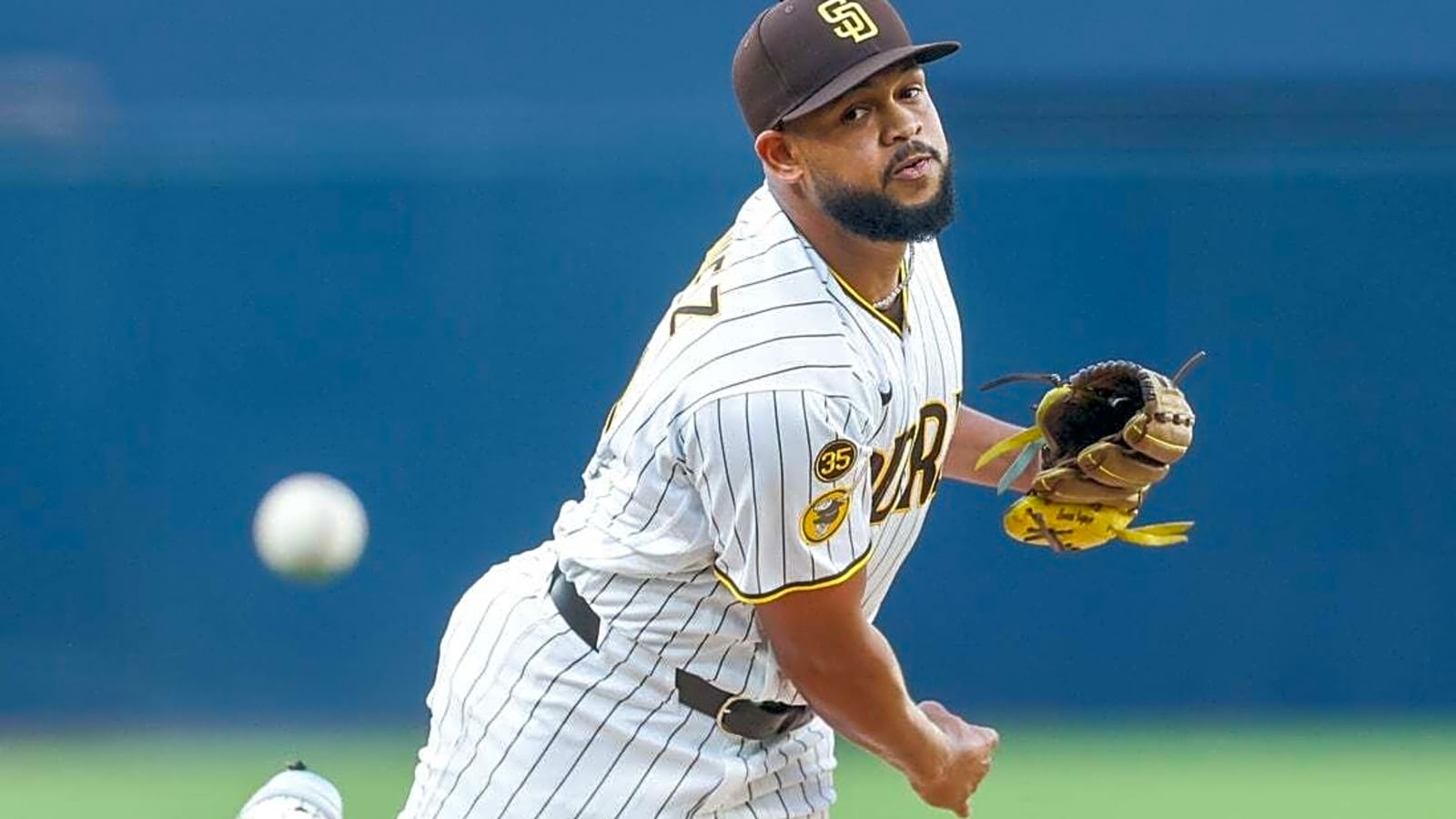Padres stymie Tigers for first win of season