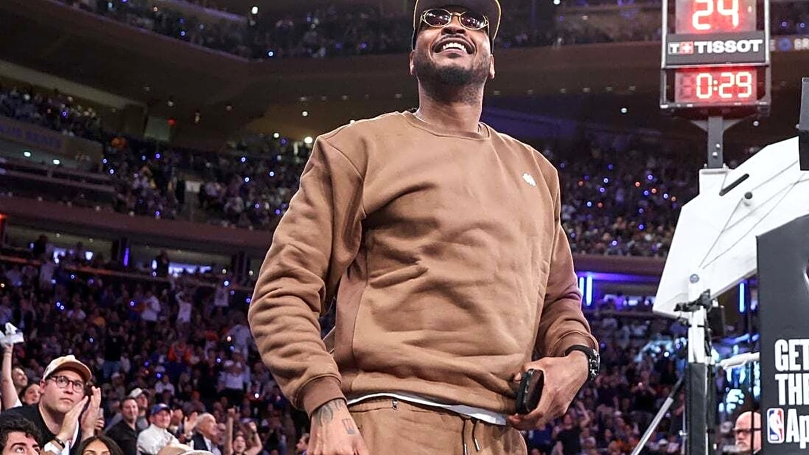 Carmelo Anthony, Dwight Howard among Hall of Fame inductees