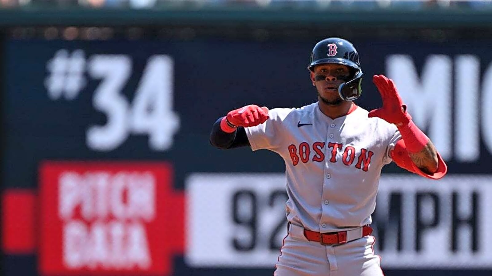 Back above water, Red Sox host lowly Rockies