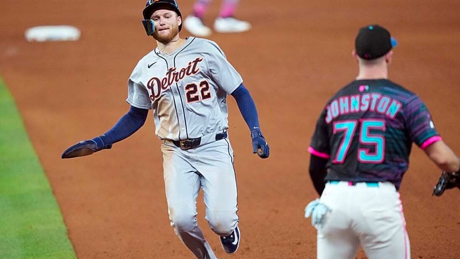 Crisis averted, Tigers aim to avoid sweep by Marlins