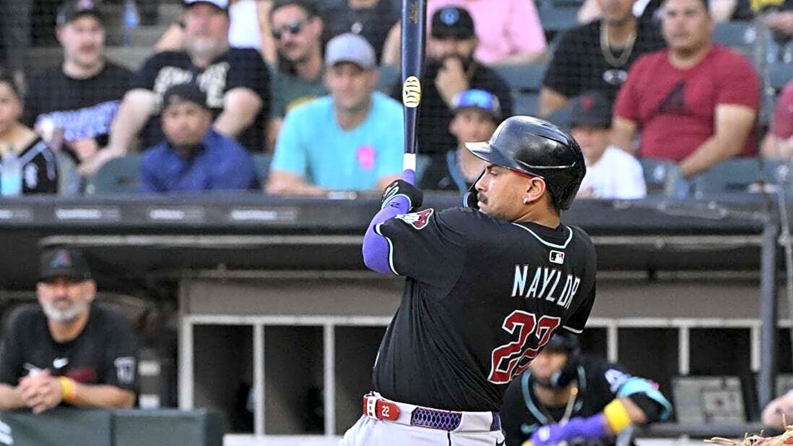 Diamondbacks pummel White Sox 10-0 to open series