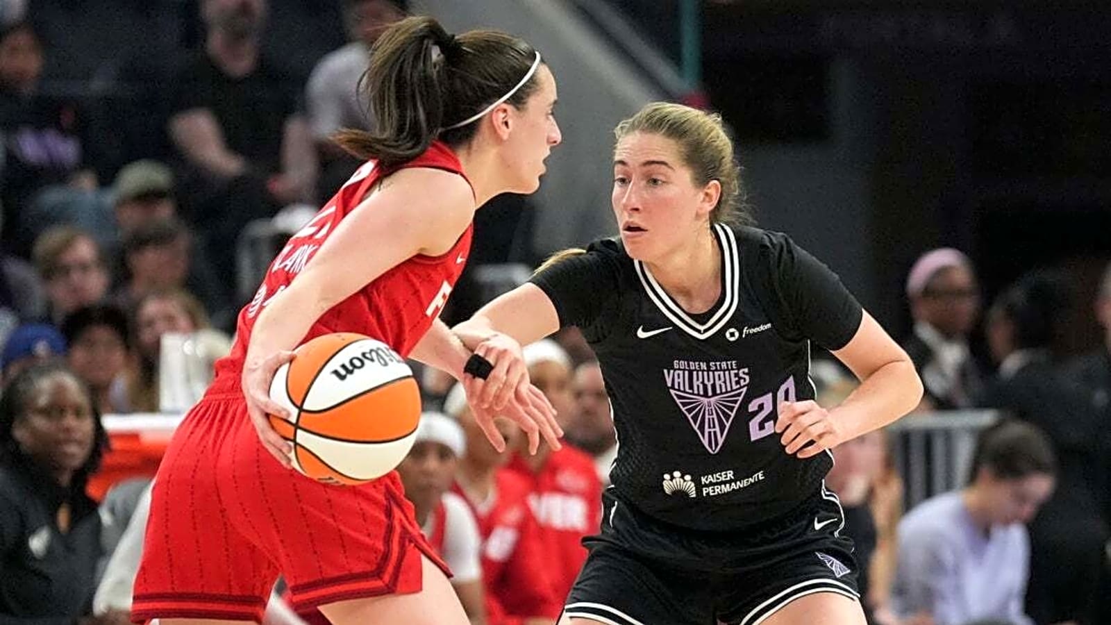 Valkyries shut down Caitlin Clark, Fever