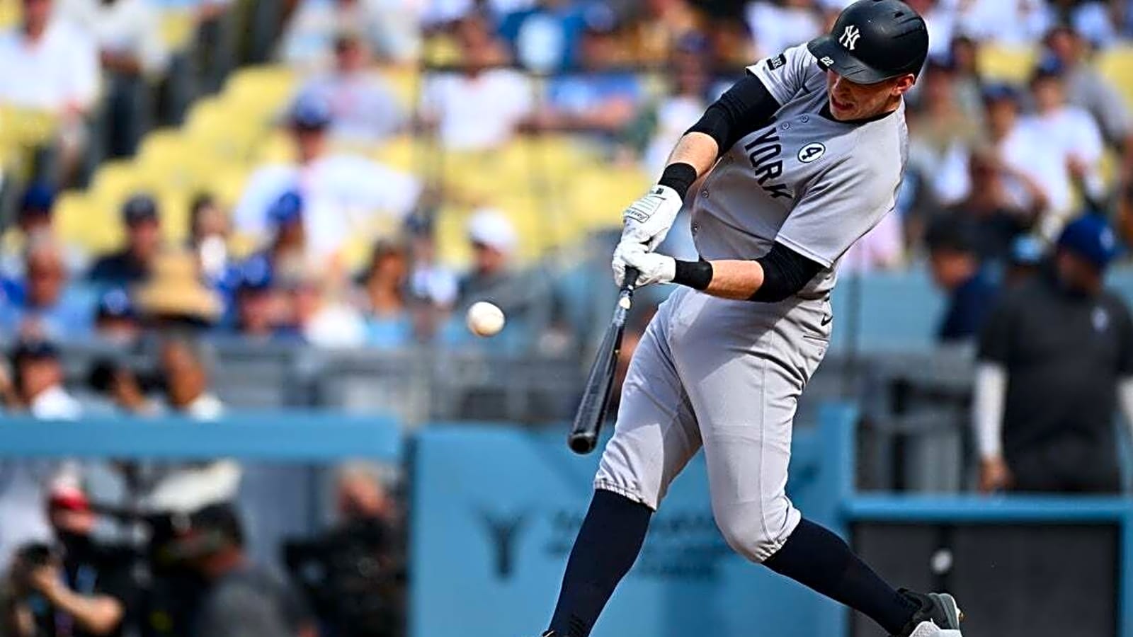 Ryan Yarbrough, Yankees shut down Dodgers to avoid sweep