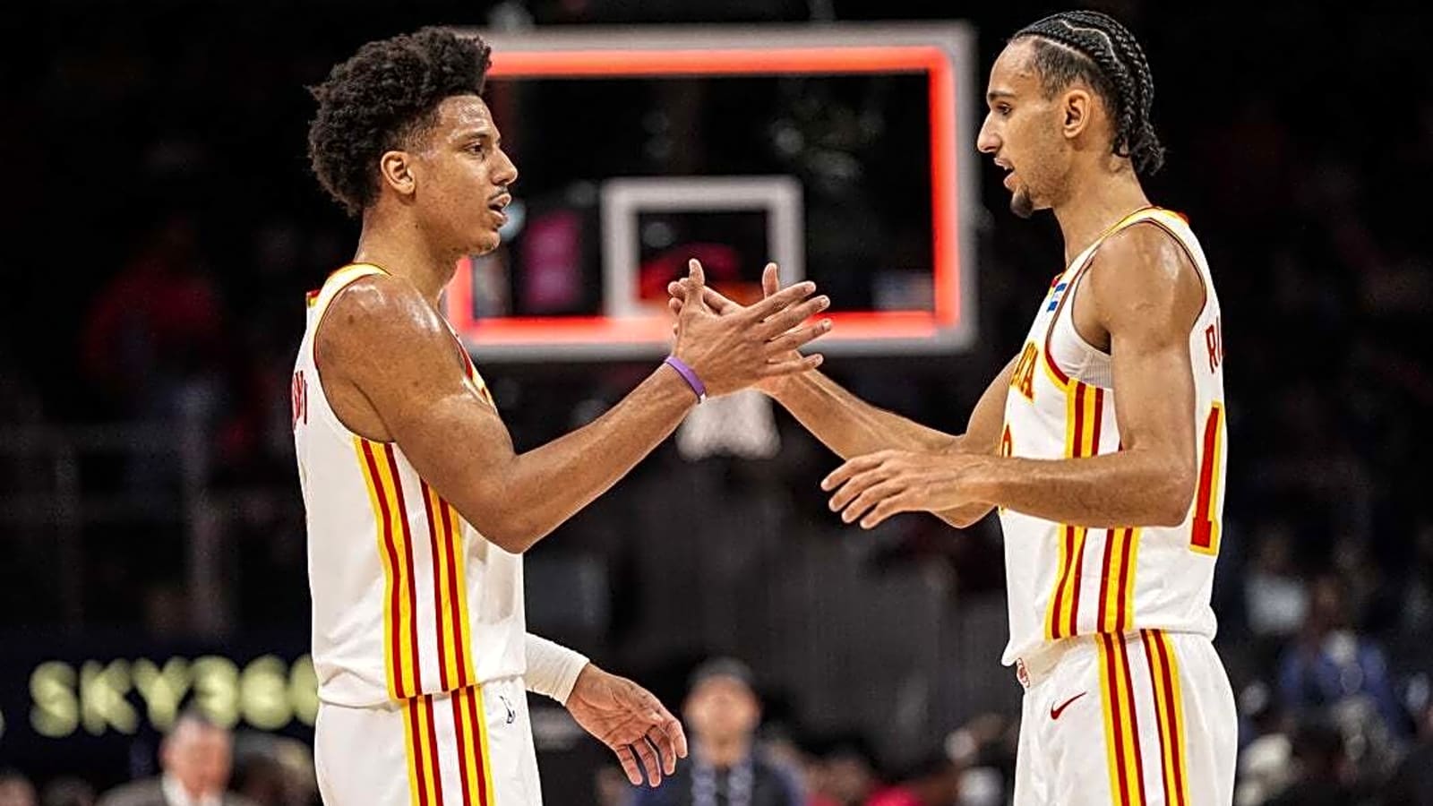 Ascending Hawks eager to welcome beleaguered Bucks