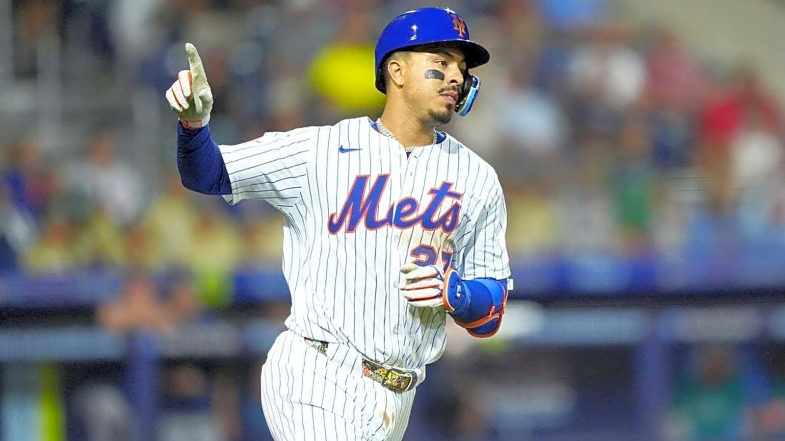 Mark Vientos (4 RBIs), Mets top Mariners in Little League Classic