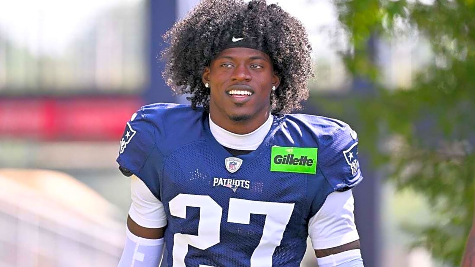Report: Patriots CB Marcellas Dial suffers torn ACL