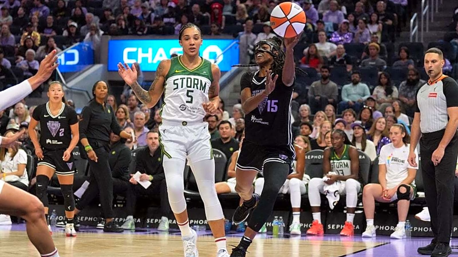 Valkyries rout Storm to close impressive homestand
