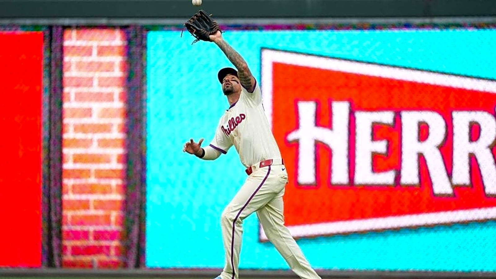 Phillies sit Nick Castellanos for ‘inappropriate comment’ to manager