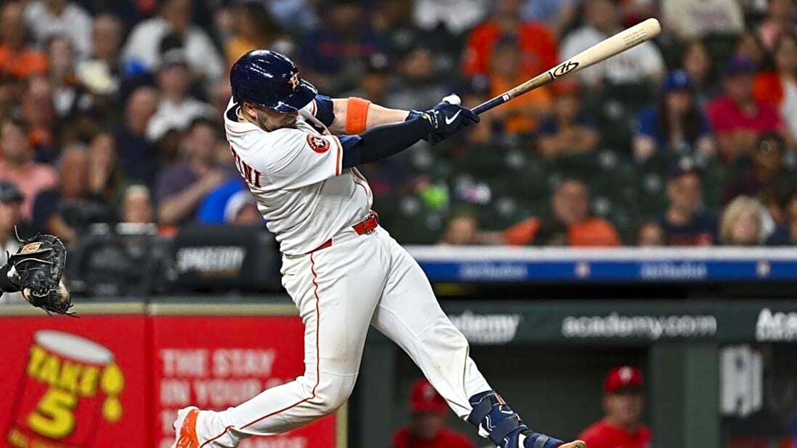Five Astros left-handers shut down Phillies in 2-0 win