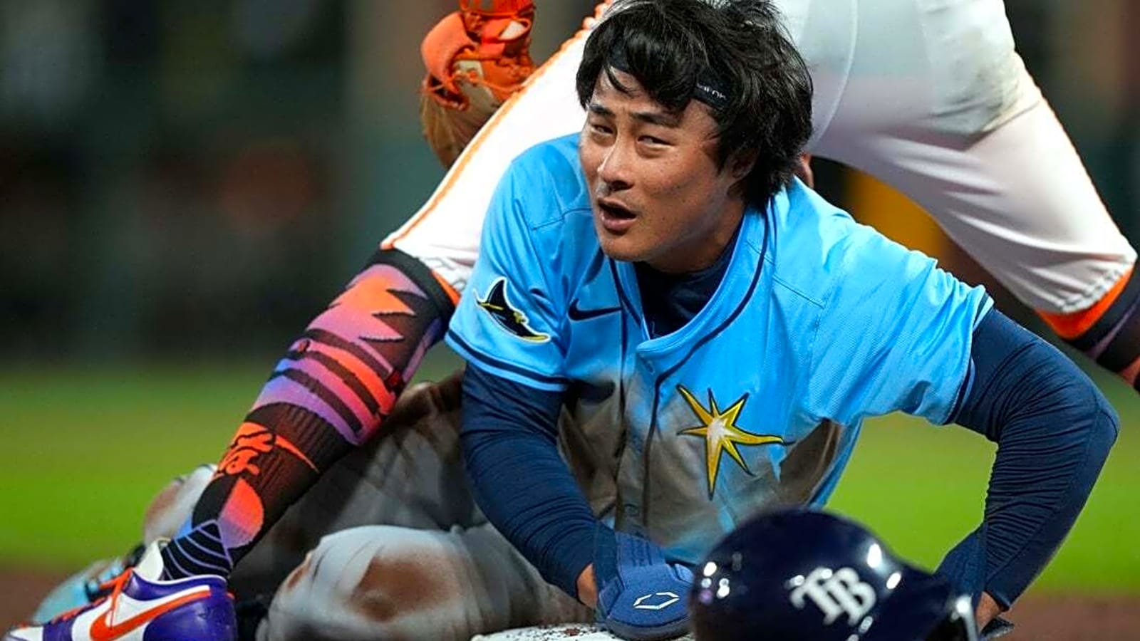Braves claim INF Ha-Seong Kim off waivers from Rays