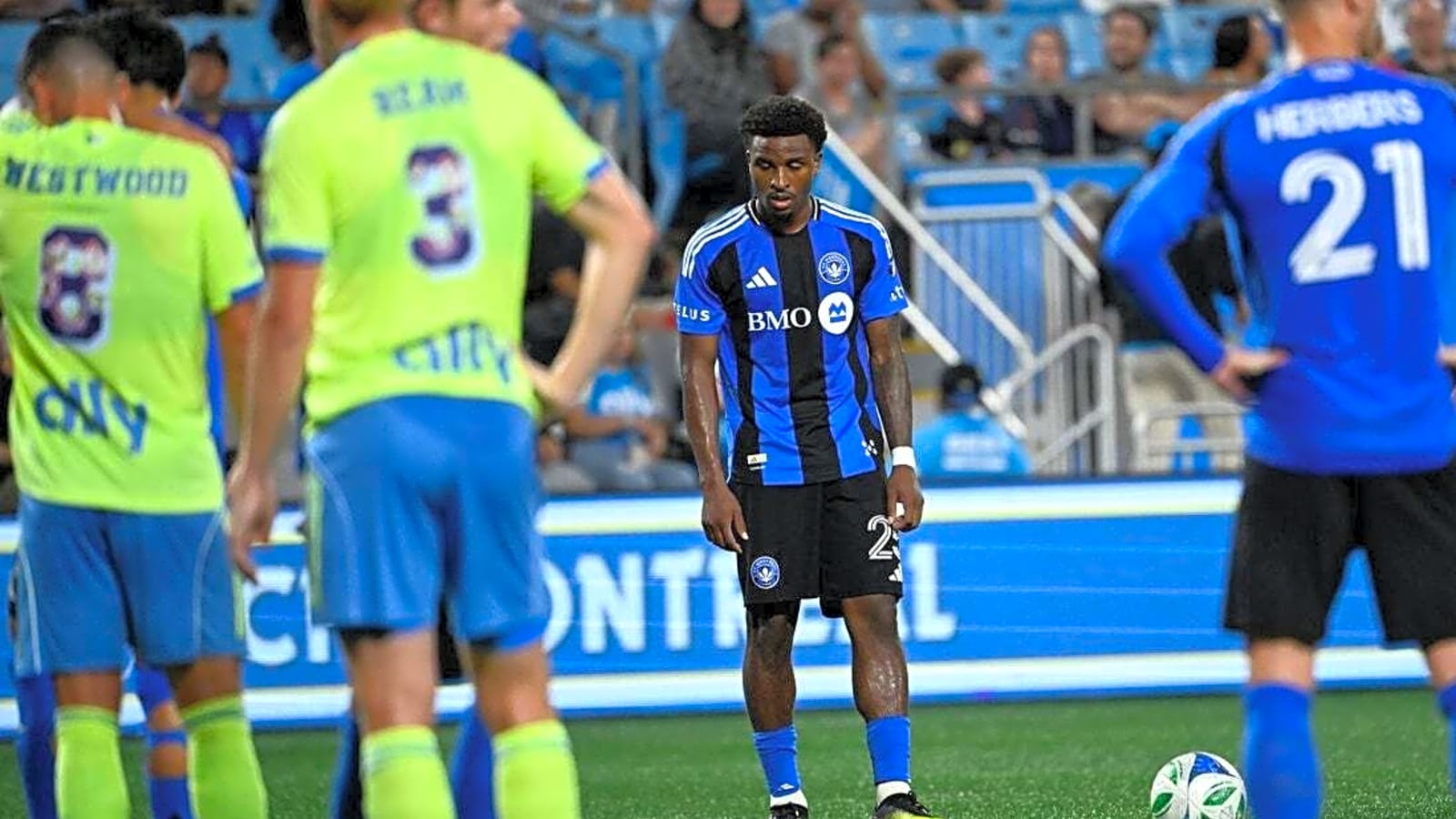 Montreal has strong second half, ends 10-man Charlotte&#39;s home dominance