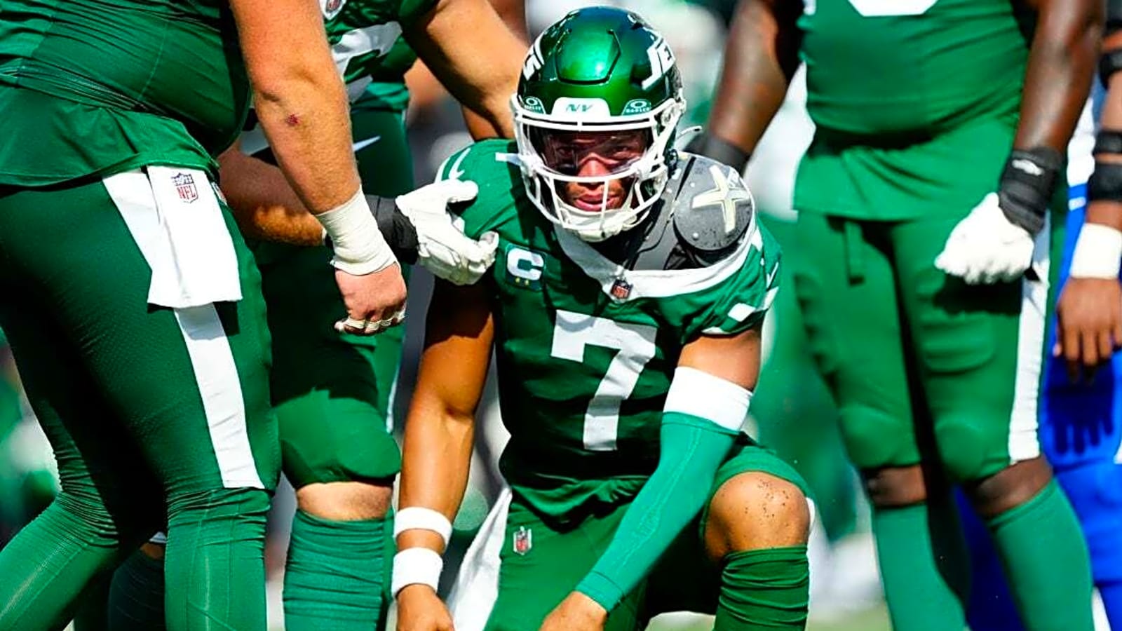 Jets coach on QB Justin Fields: &#39;If he&#39;s cleared, he&#39;s the starter&#39;