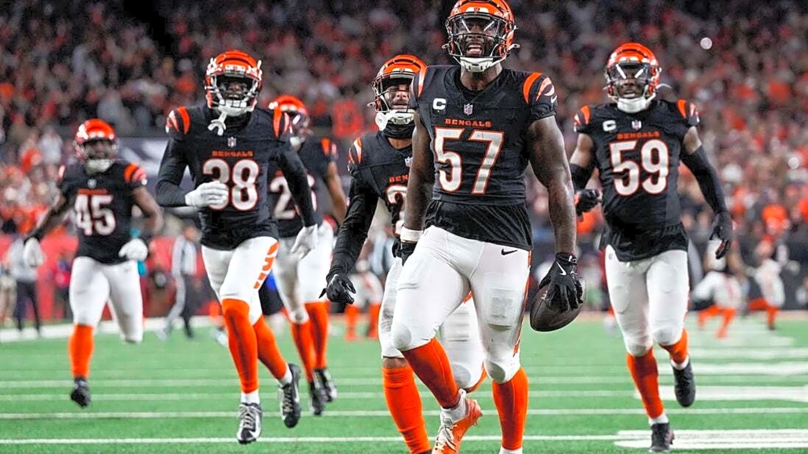 Reports: LB Germaine Pratt signs 1-year deal with Raiders