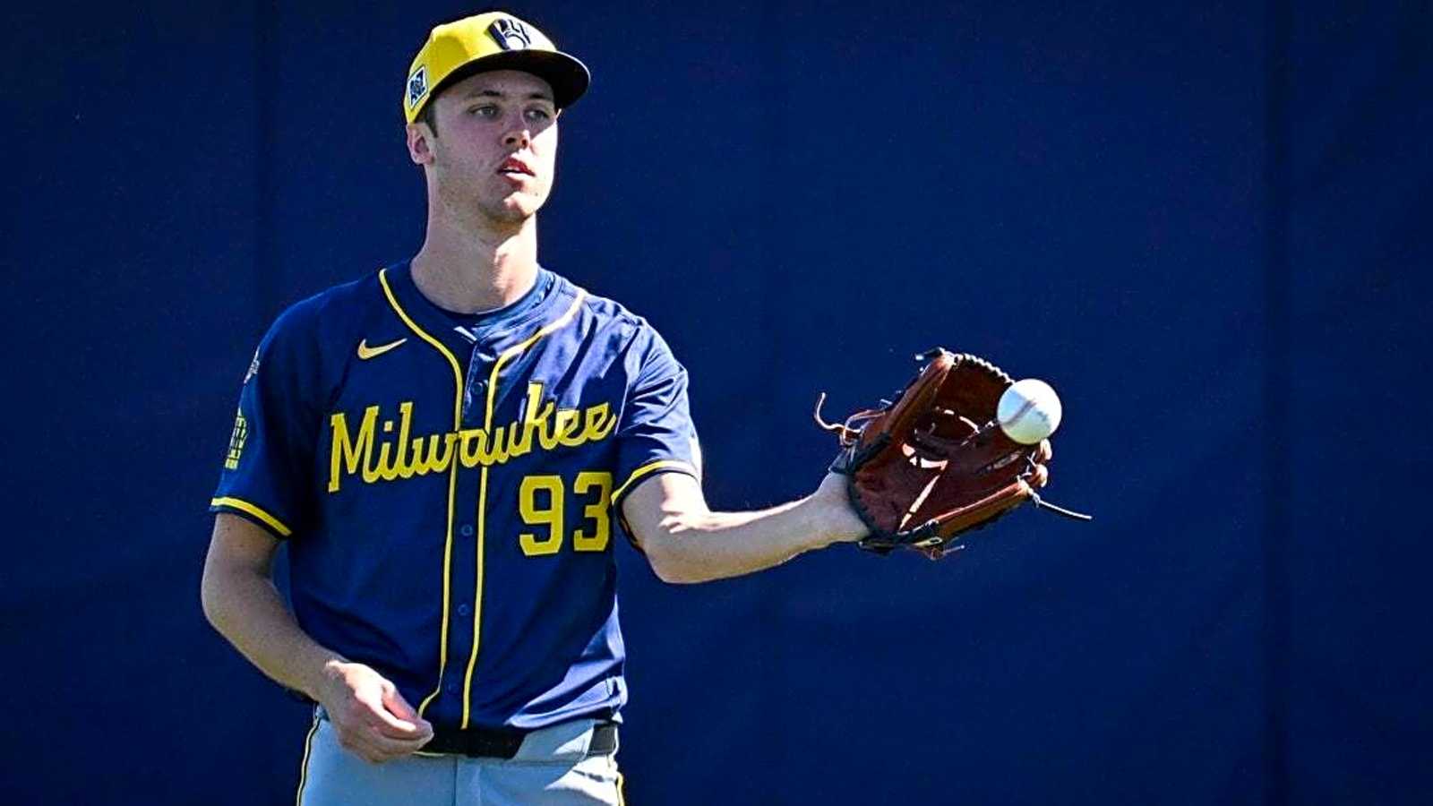 Reports: Brewers calling up RHP Jacob Misiorowski