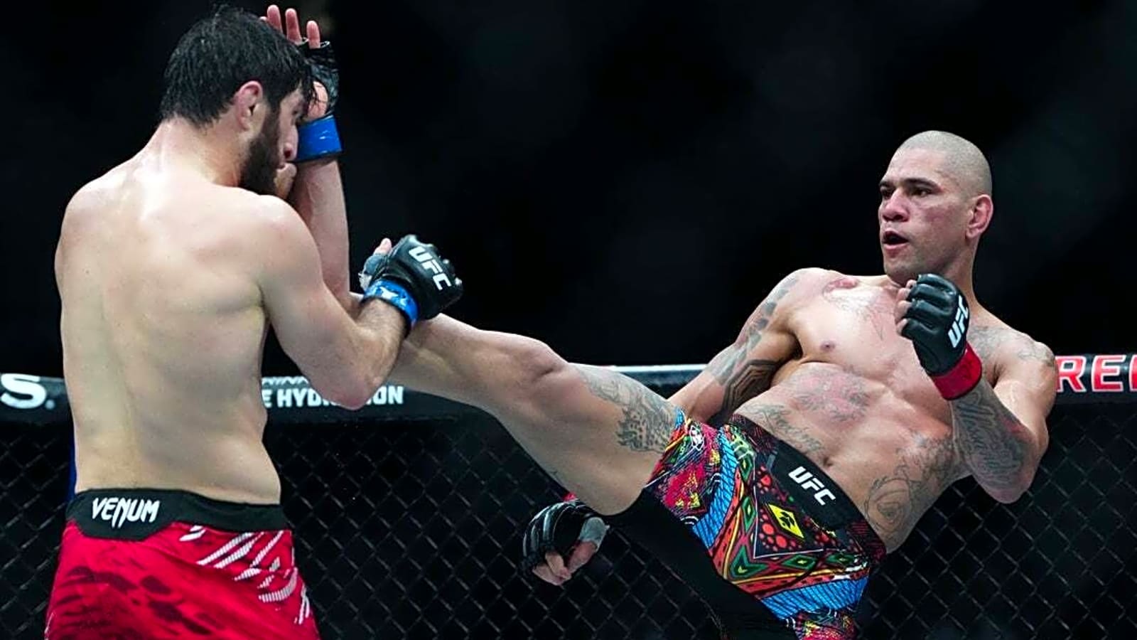 UFC 320: Alex Pereira KO&#39;s Magomed Ankalaev to reclaim title
